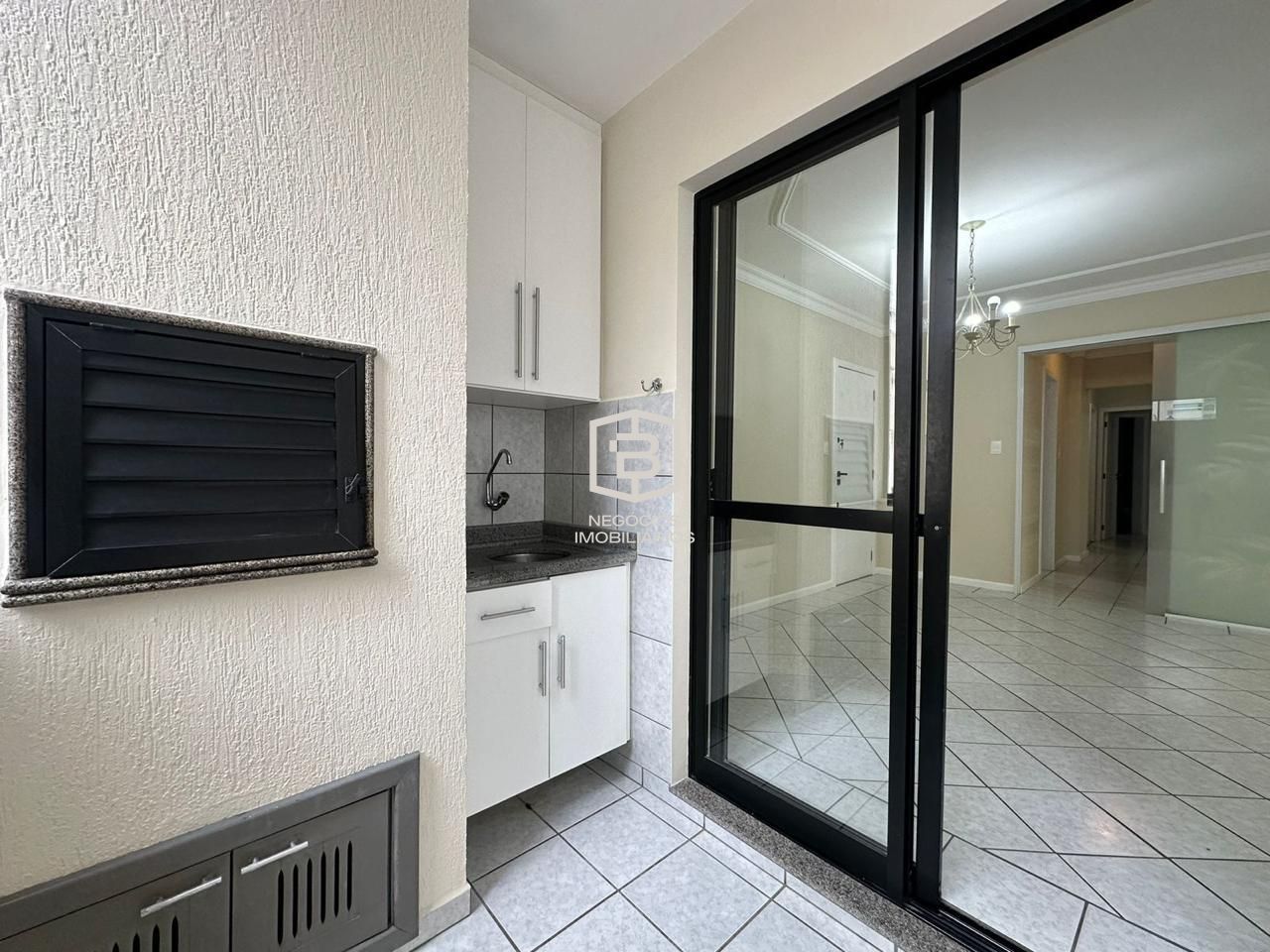 Apartamento à venda com 3 quartos, 110m² - Foto 9