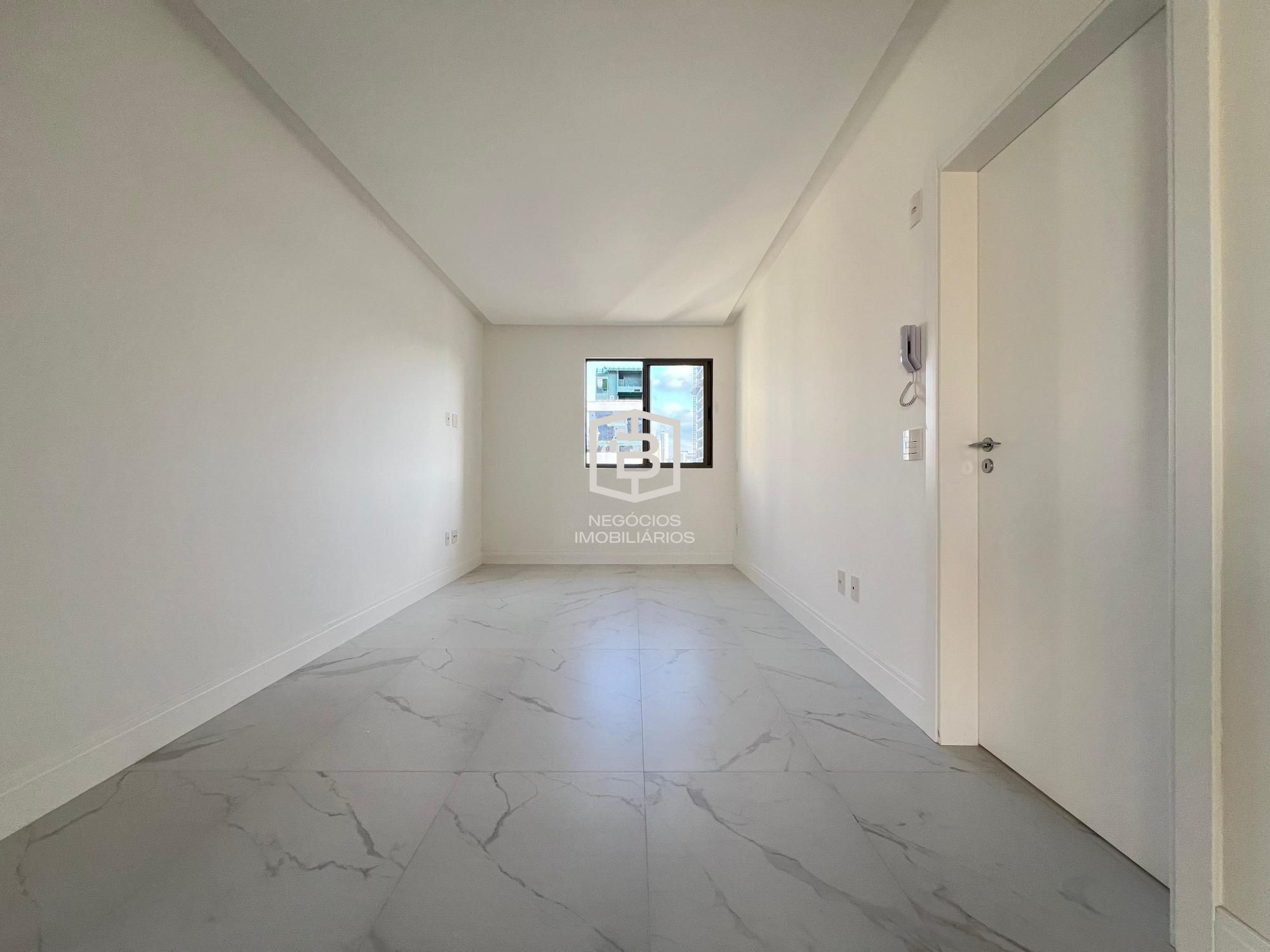 Apartamento à venda com 4 quartos, 158m² - Foto 9