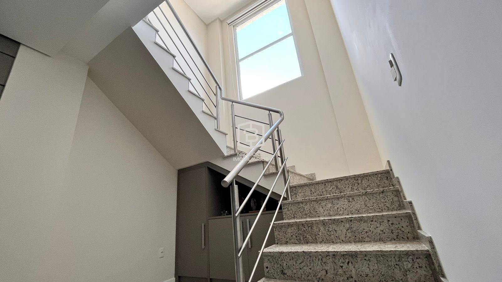 Apartamento à venda com 4 quartos, 246m² - Foto 13