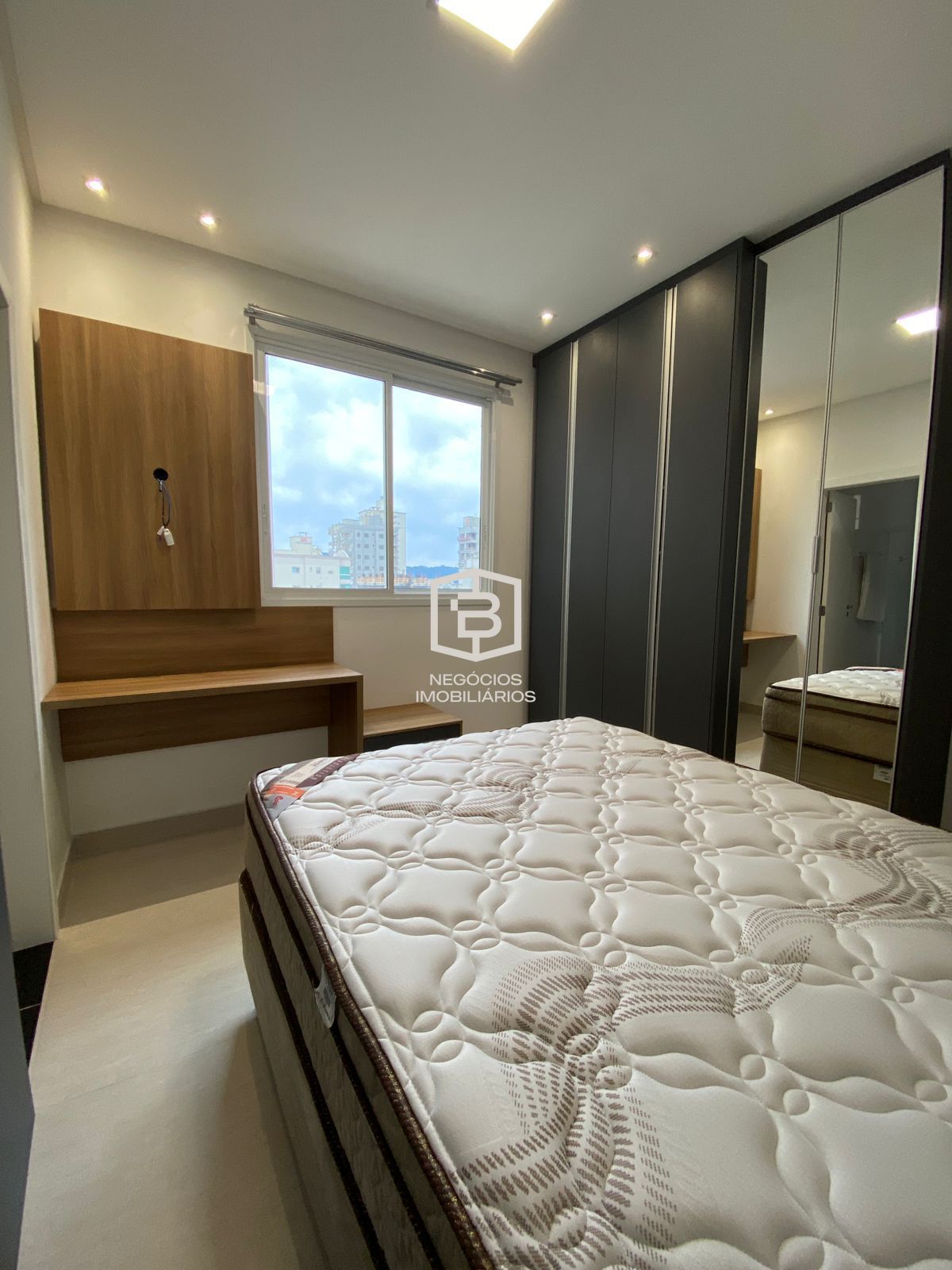 Apartamento à venda com 3 quartos, 110m² - Foto 14