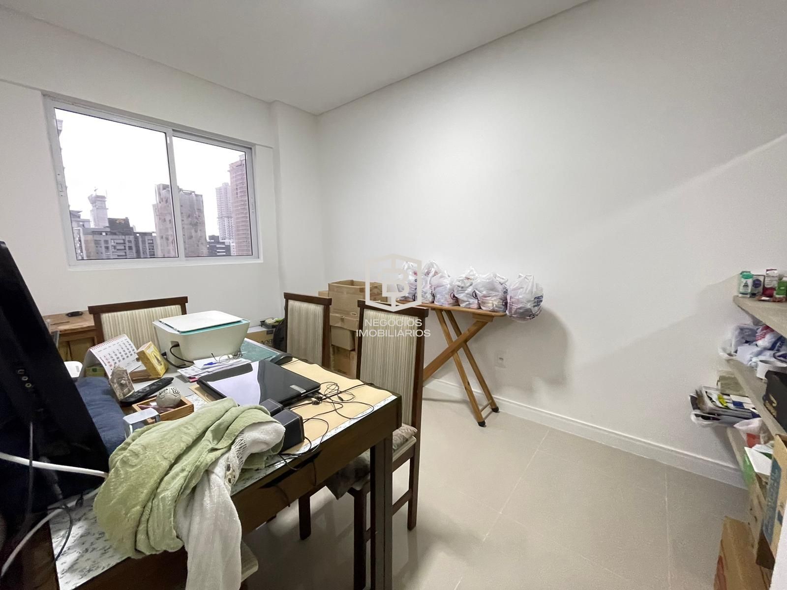 Apartamento à venda com 3 quartos, 95m² - Foto 15