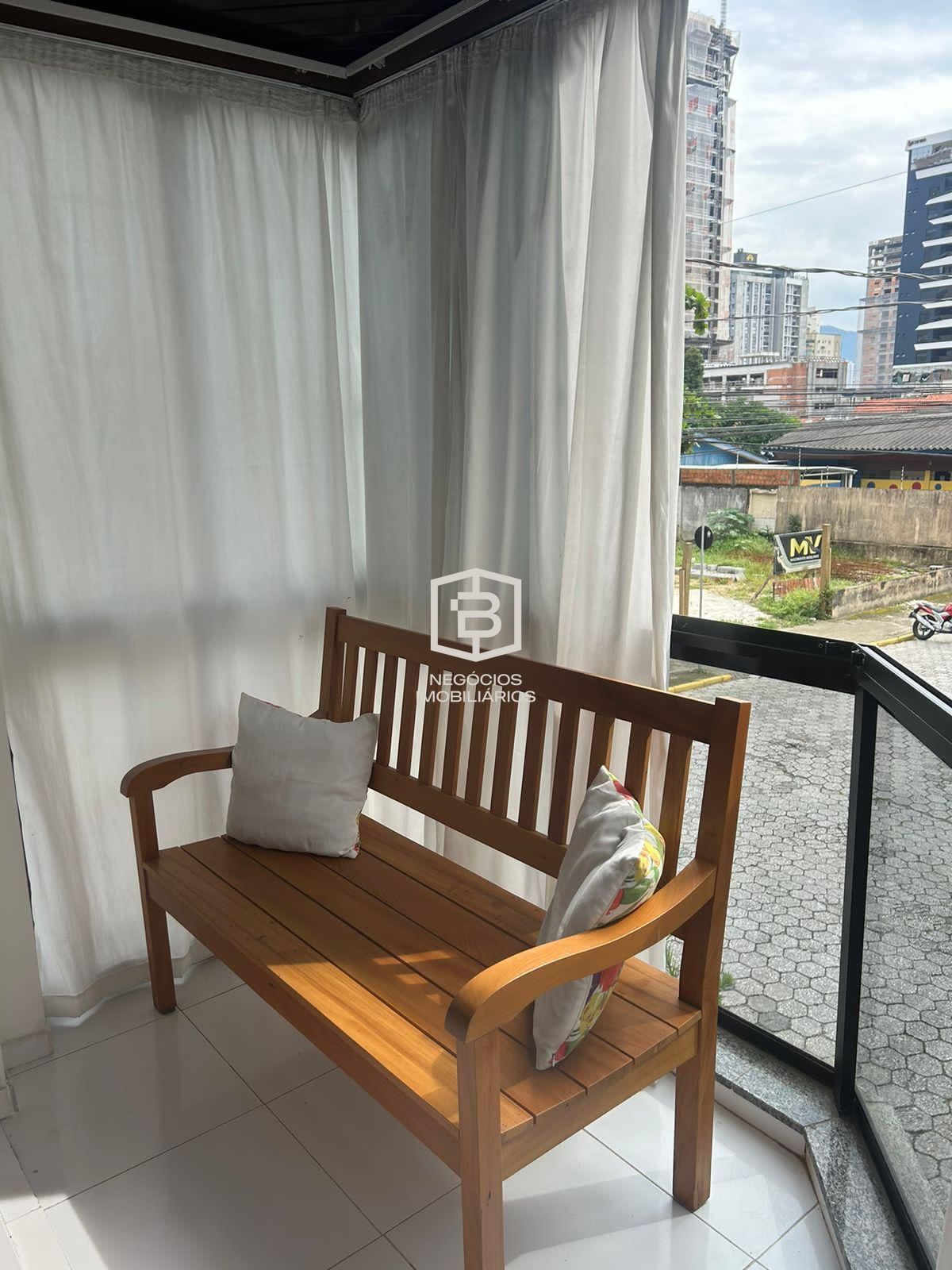 Apartamento à venda com 3 quartos, 126m² - Foto 3