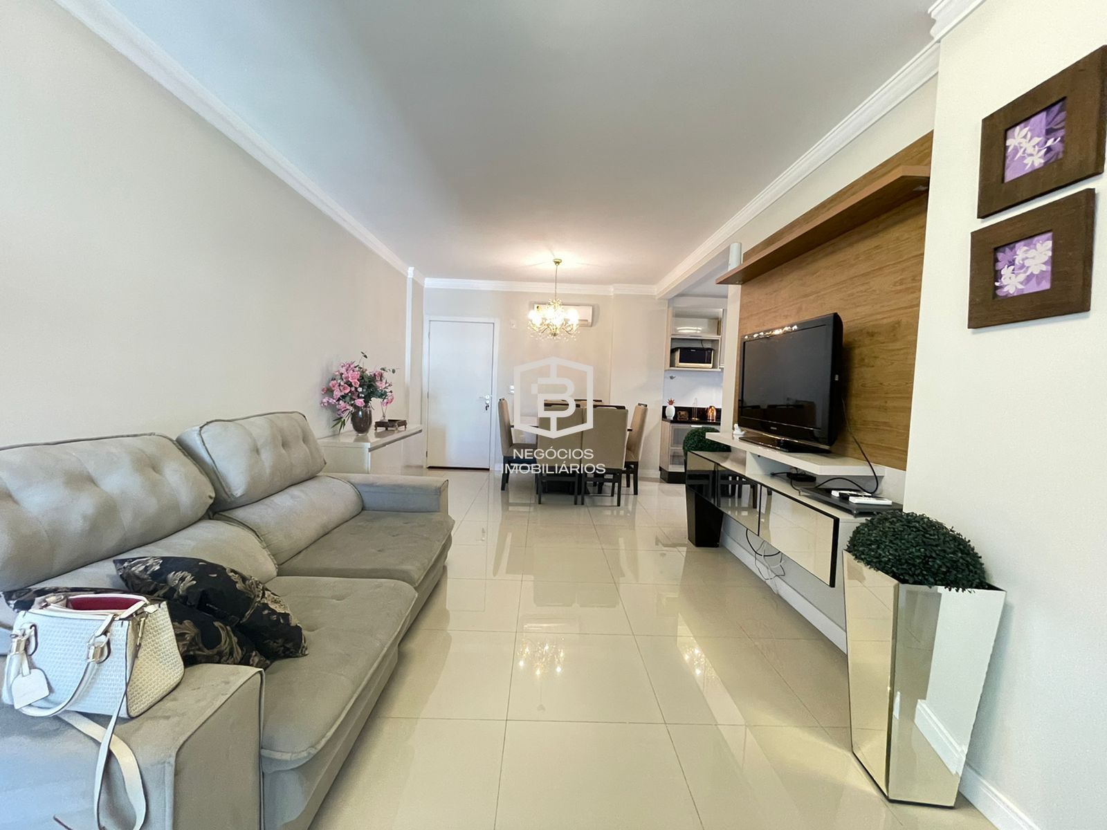 Apartamento à venda com 3 quartos, 118m² - Foto 4