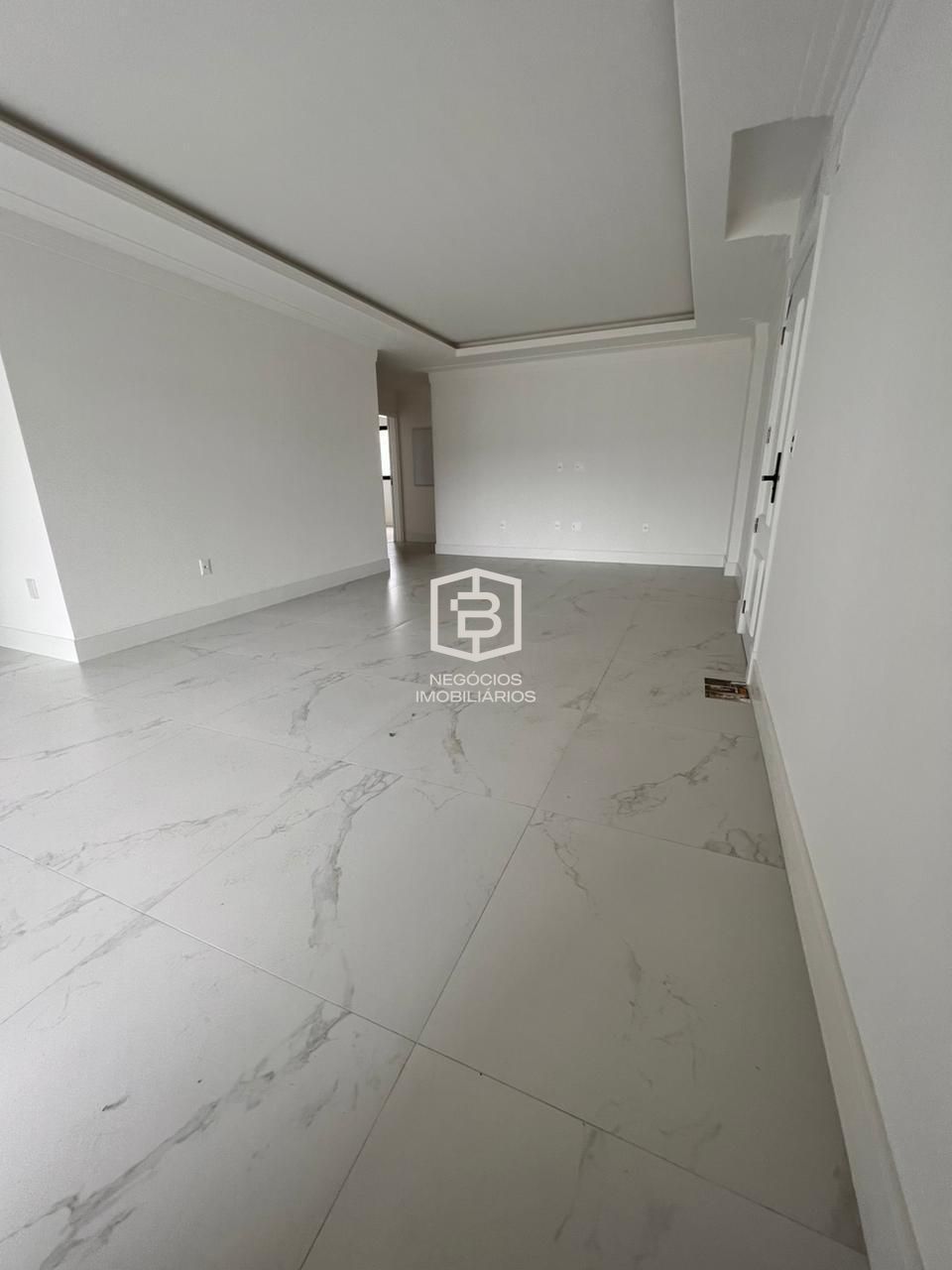 Apartamento à venda com 4 quartos, 170m² - Foto 13