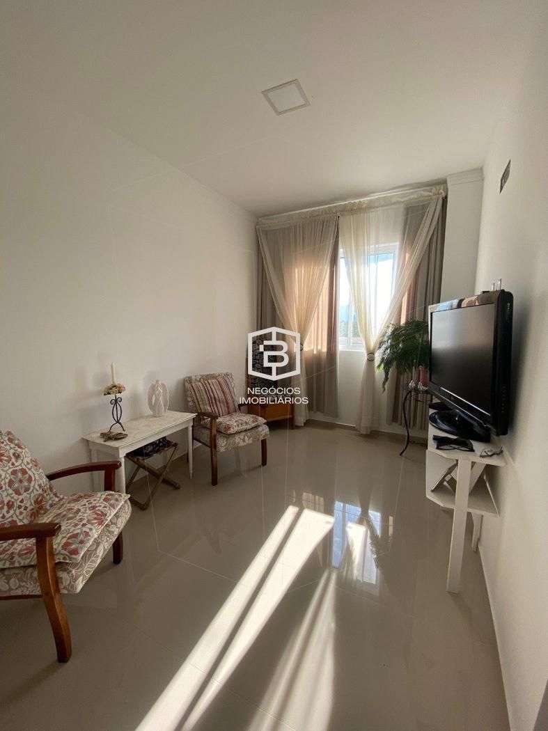 Apartamento à venda com 3 quartos, 70m² - Foto 3