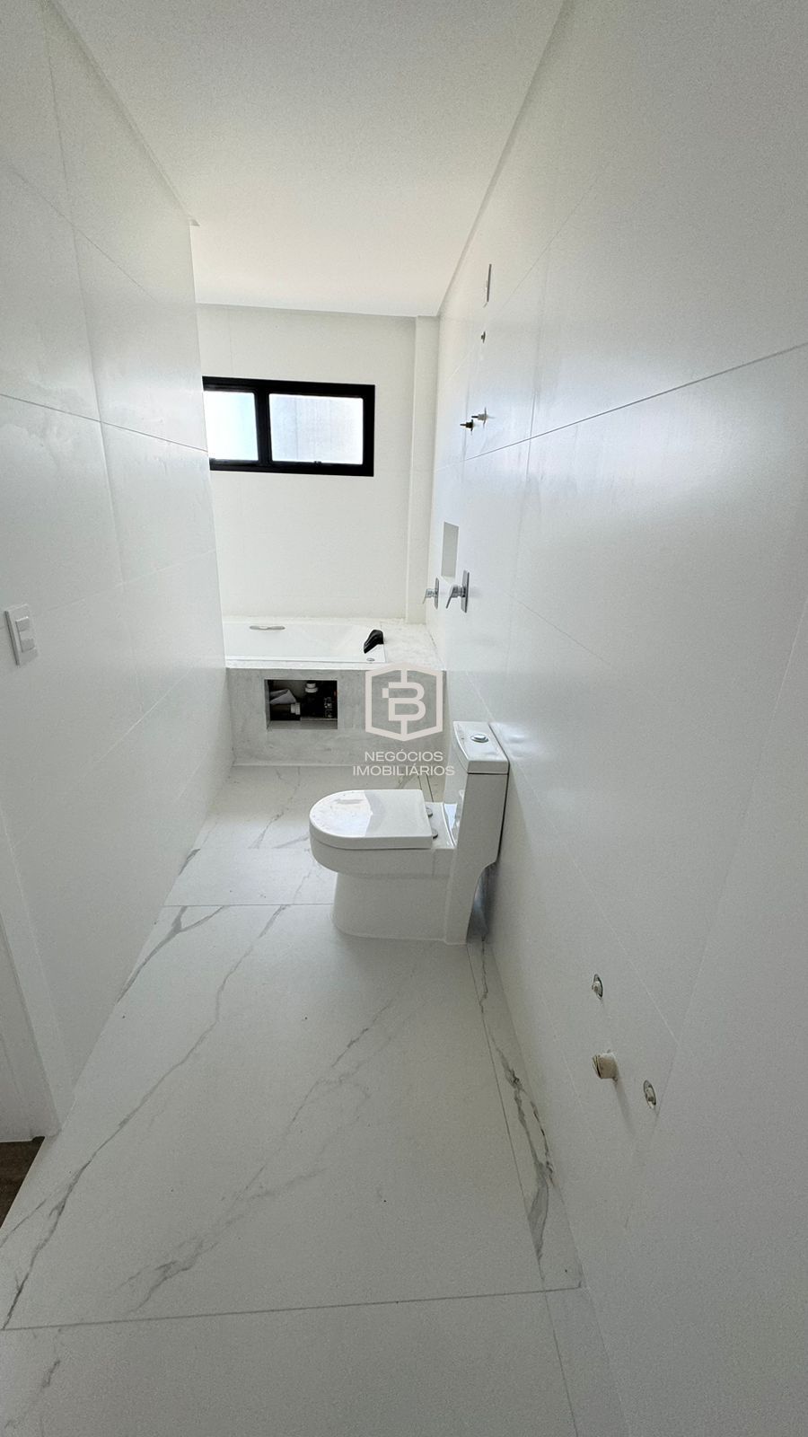 Apartamento à venda com 4 quartos, 182m² - Foto 16