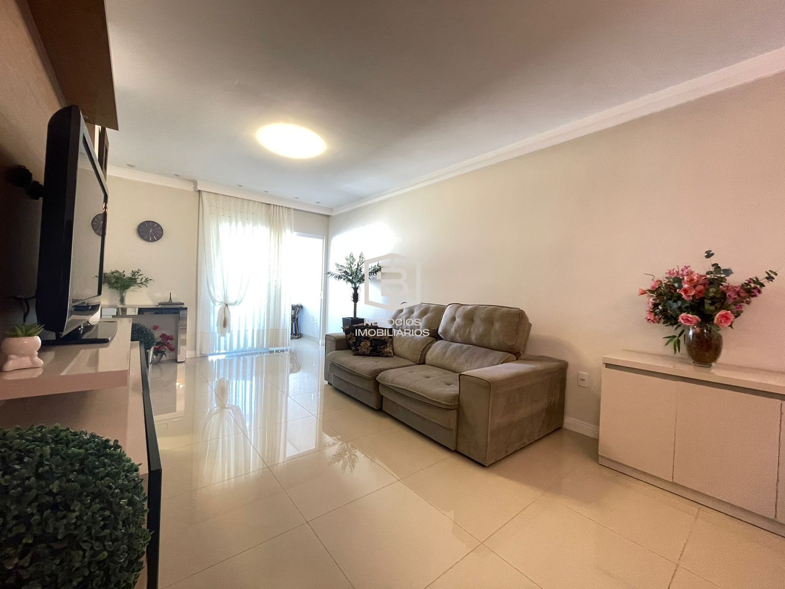 Apartamento à venda com 3 quartos, 118m² - Foto 5