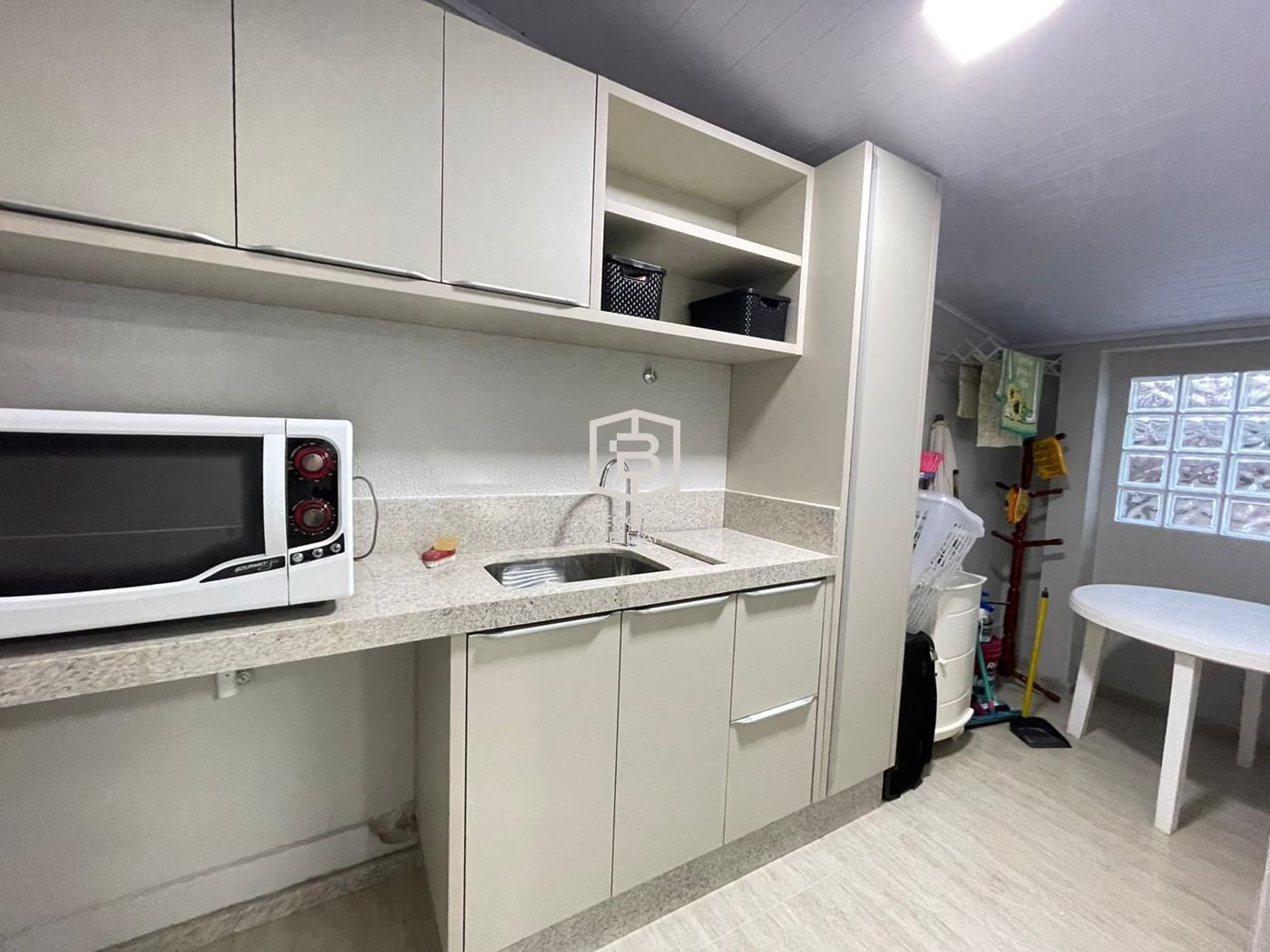 Apartamento à venda com 3 quartos, 160m² - Foto 6