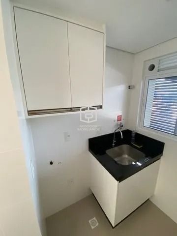 Apartamento à venda com 2 quartos, 60m² - Foto 3