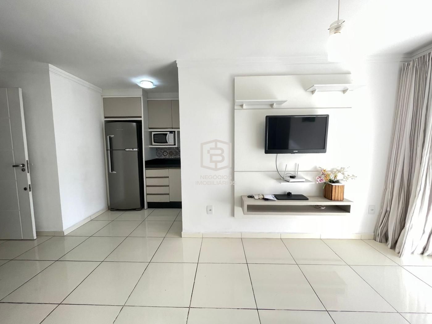 Apartamento à venda com 2 quartos, 70m² - Foto 4