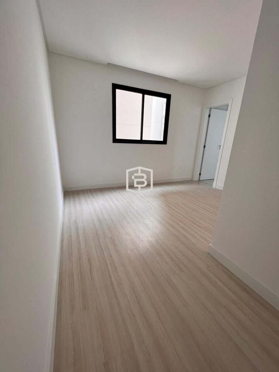 Apartamento à venda com 4 quartos, 170m² - Foto 5