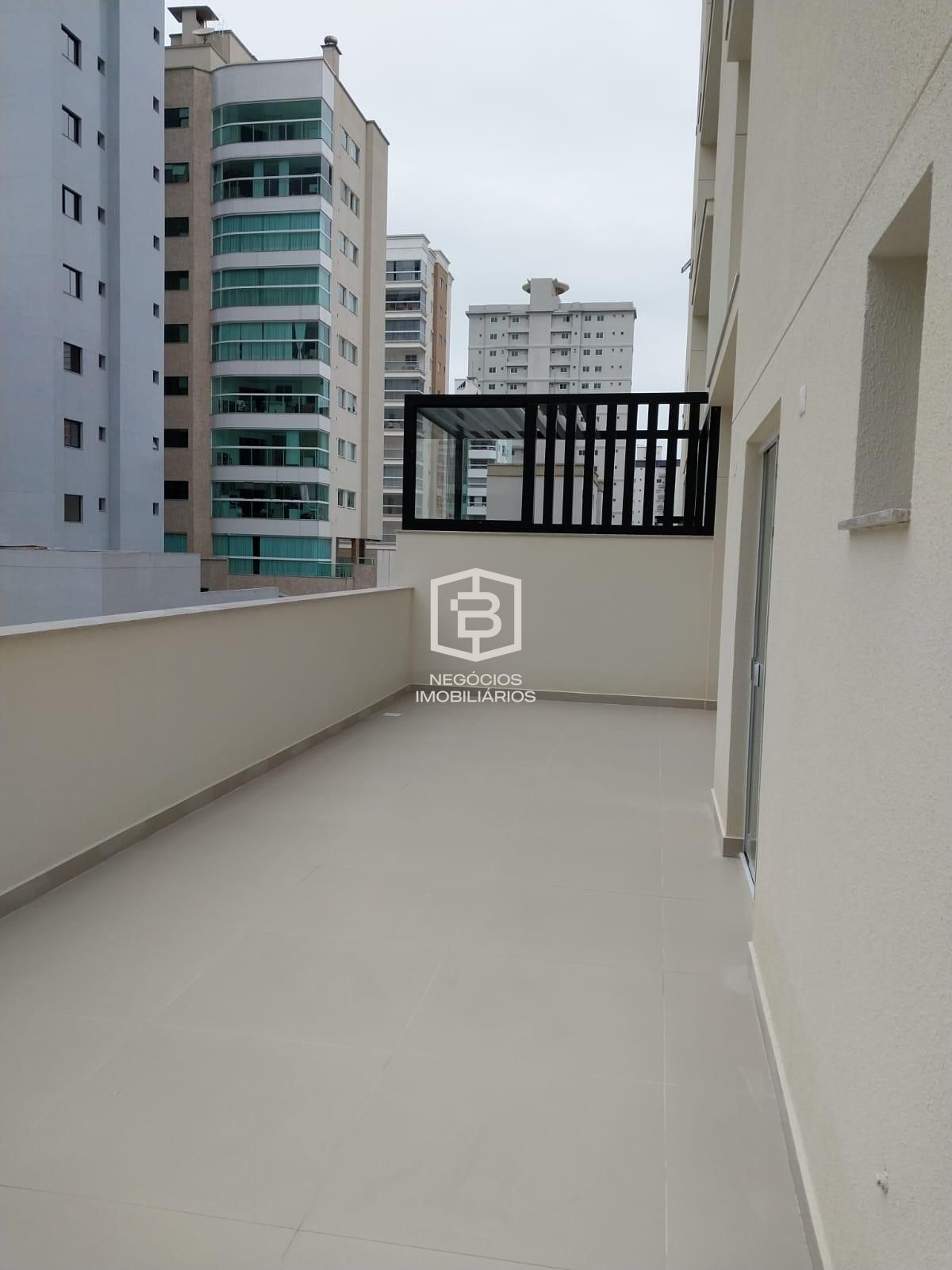 Apartamento à venda com 3 quartos, 115m² - Foto 6