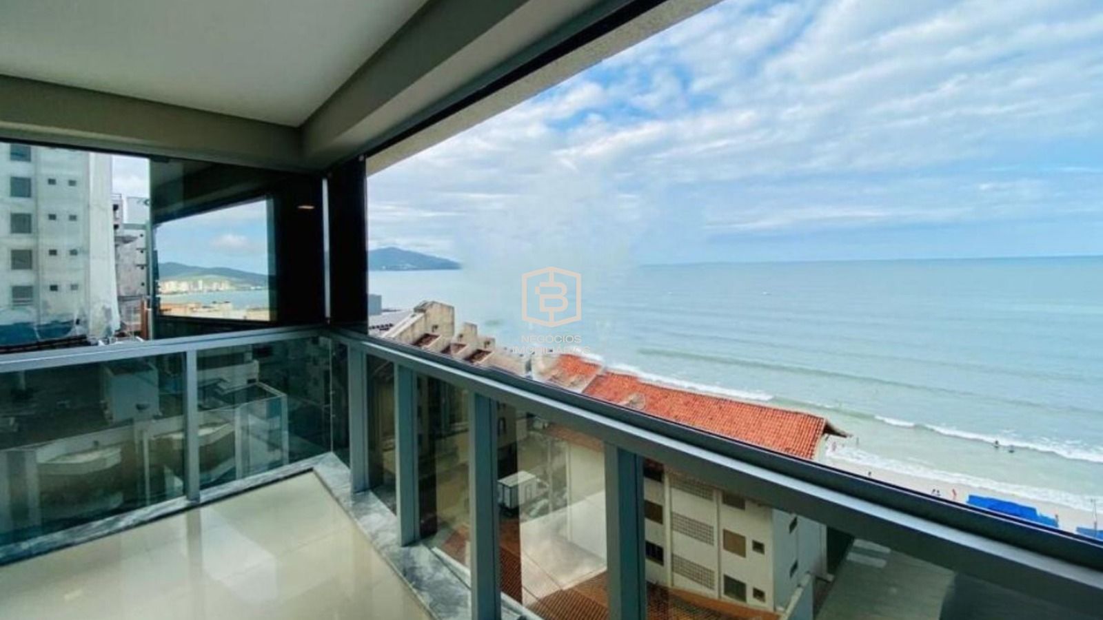 Apartamento à venda com 4 quartos, 225m² - Foto 11