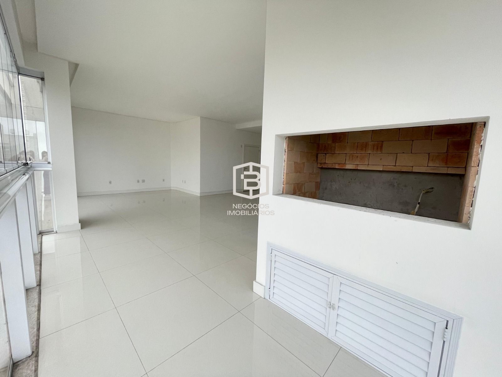 Apartamento à venda com 4 quartos, 164m² - Foto 7