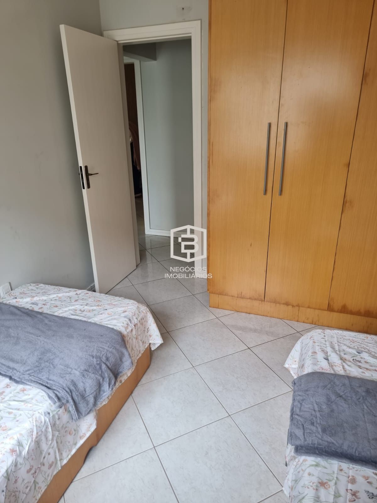 Apartamento à venda com 4 quartos, 185m² - Foto 9