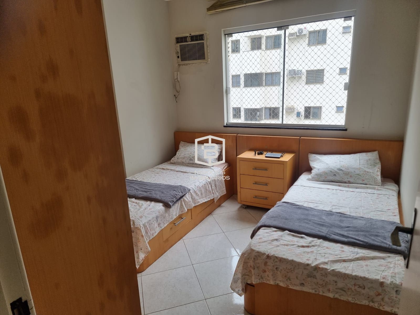 Apartamento à venda com 4 quartos, 185m² - Foto 11