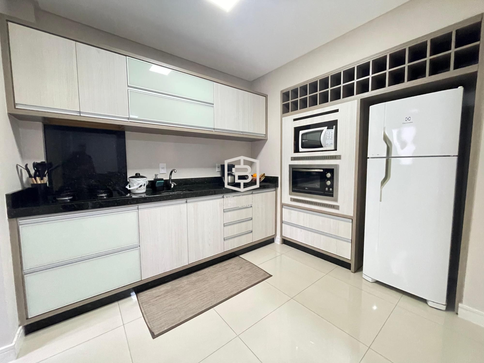 Apartamento à venda com 3 quartos, 106m² - Foto 3