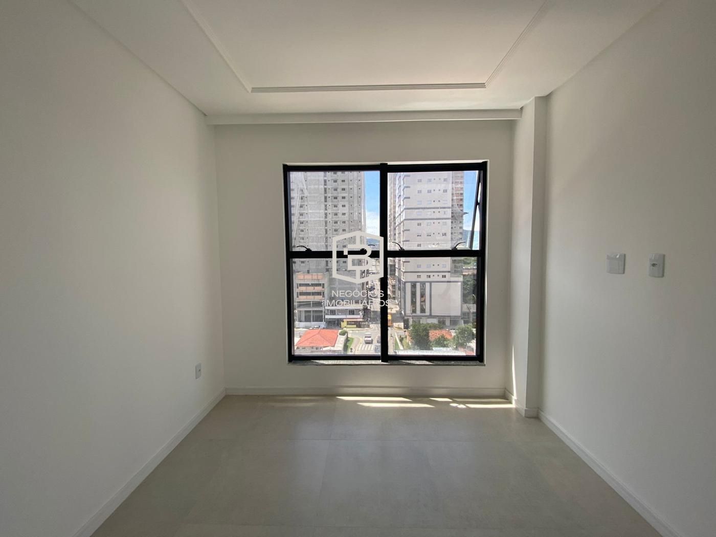 Apartamento à venda com 3 quartos, 104m² - Foto 4