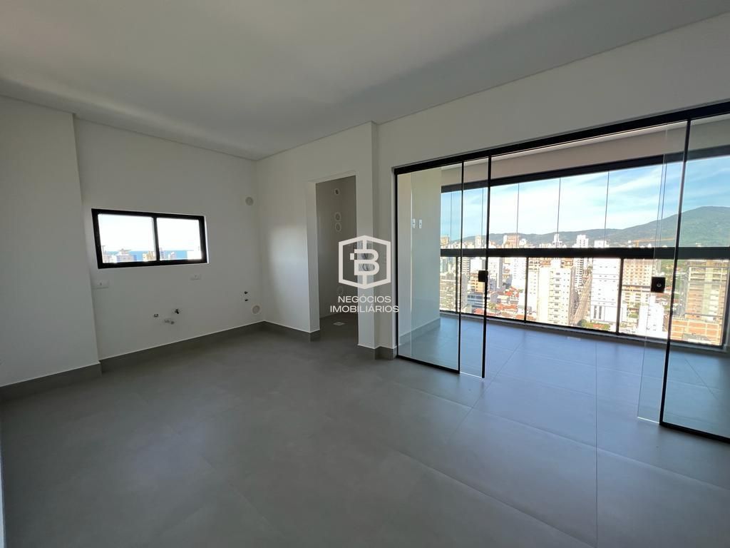 Apartamento à venda com 3 quartos, 115m² - Foto 21