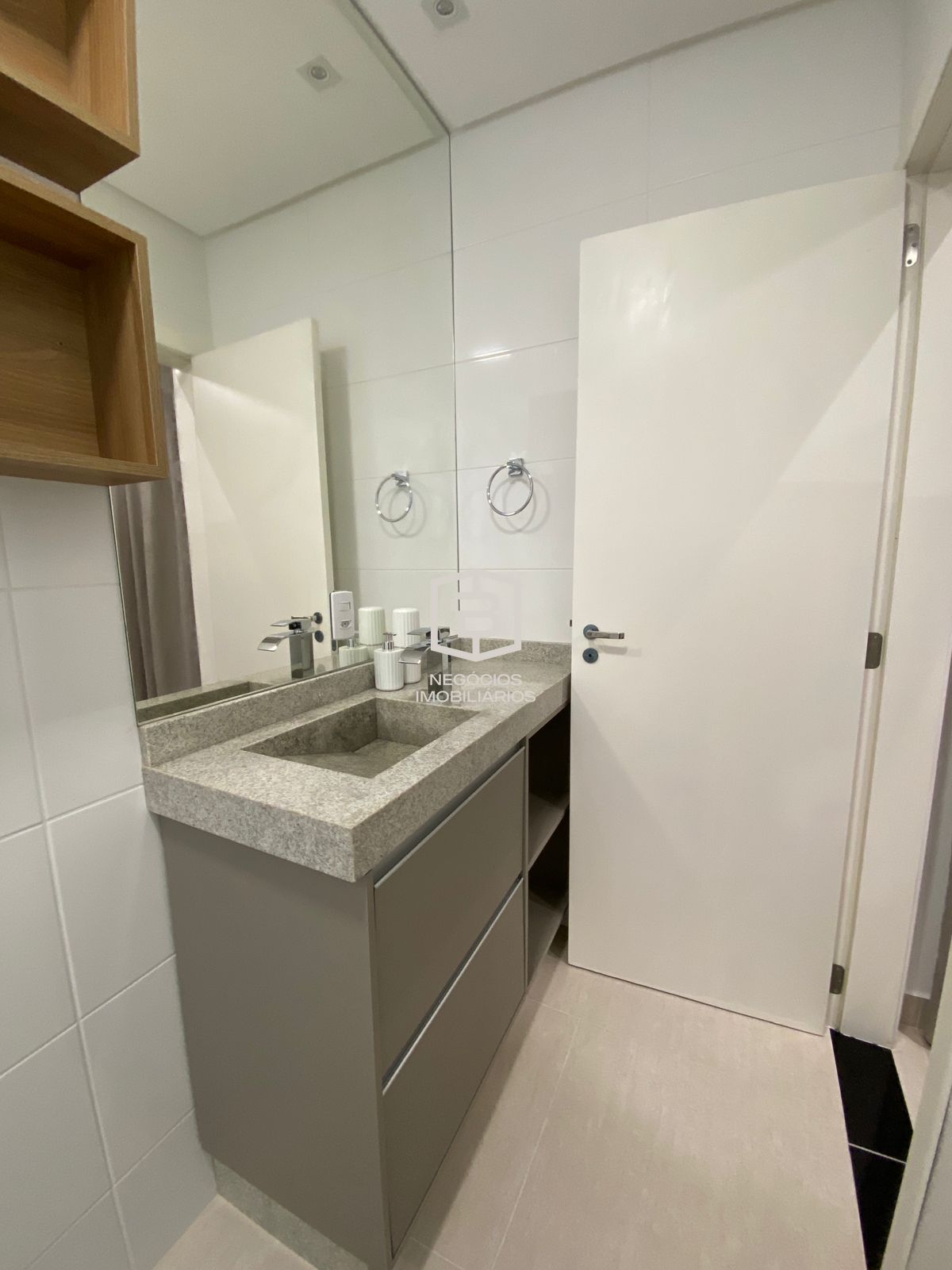 Apartamento à venda com 3 quartos, 110m² - Foto 9