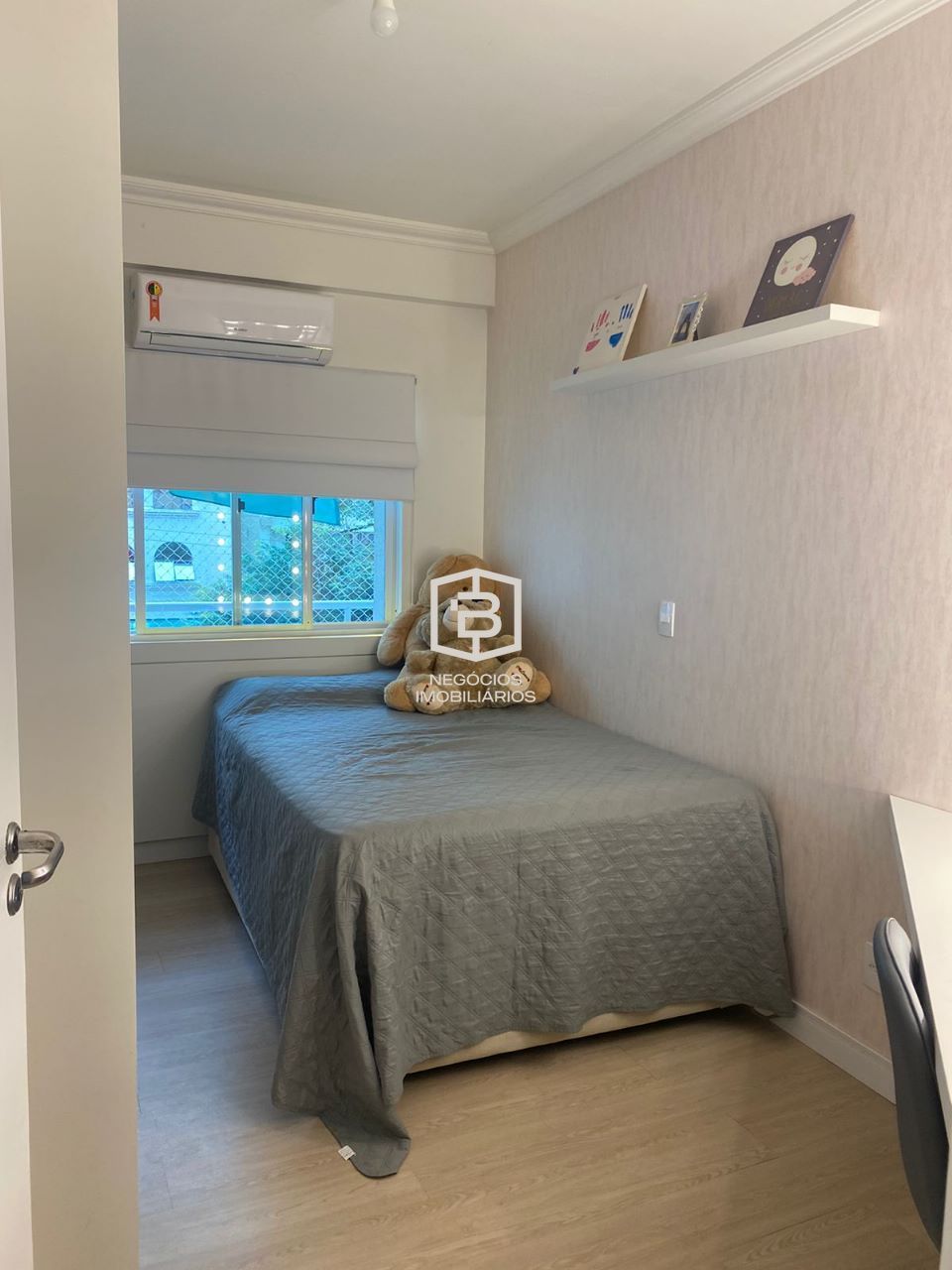 Apartamento à venda com 3 quartos, 112m² - Foto 13