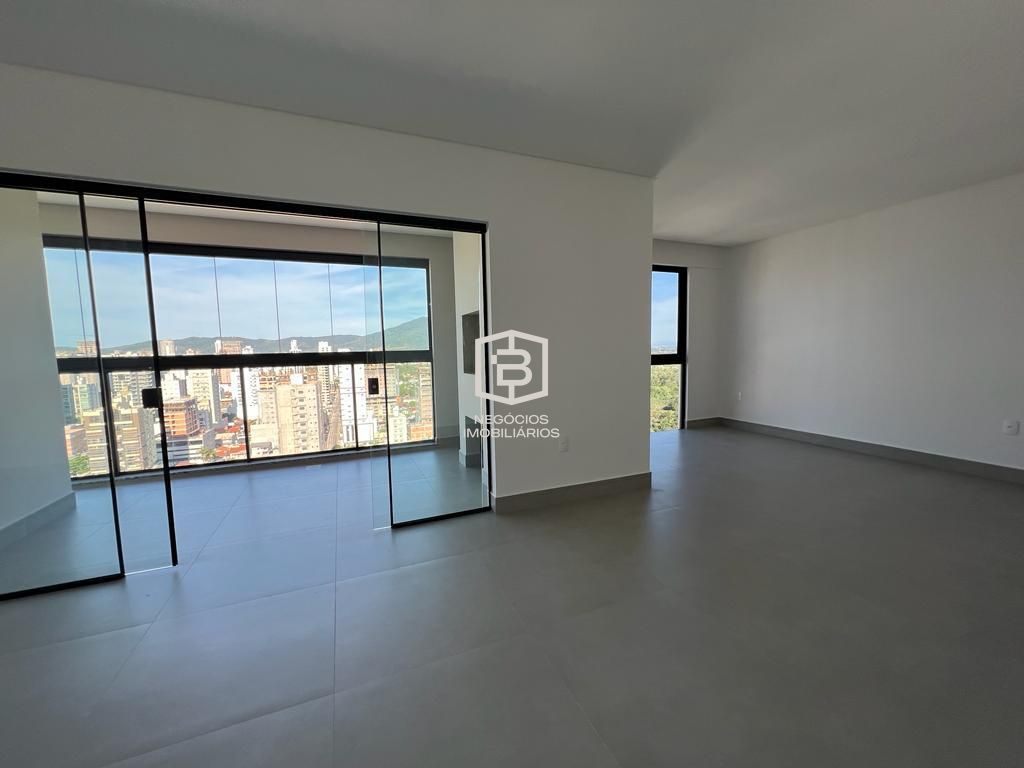 Apartamento à venda com 3 quartos, 115m² - Foto 19