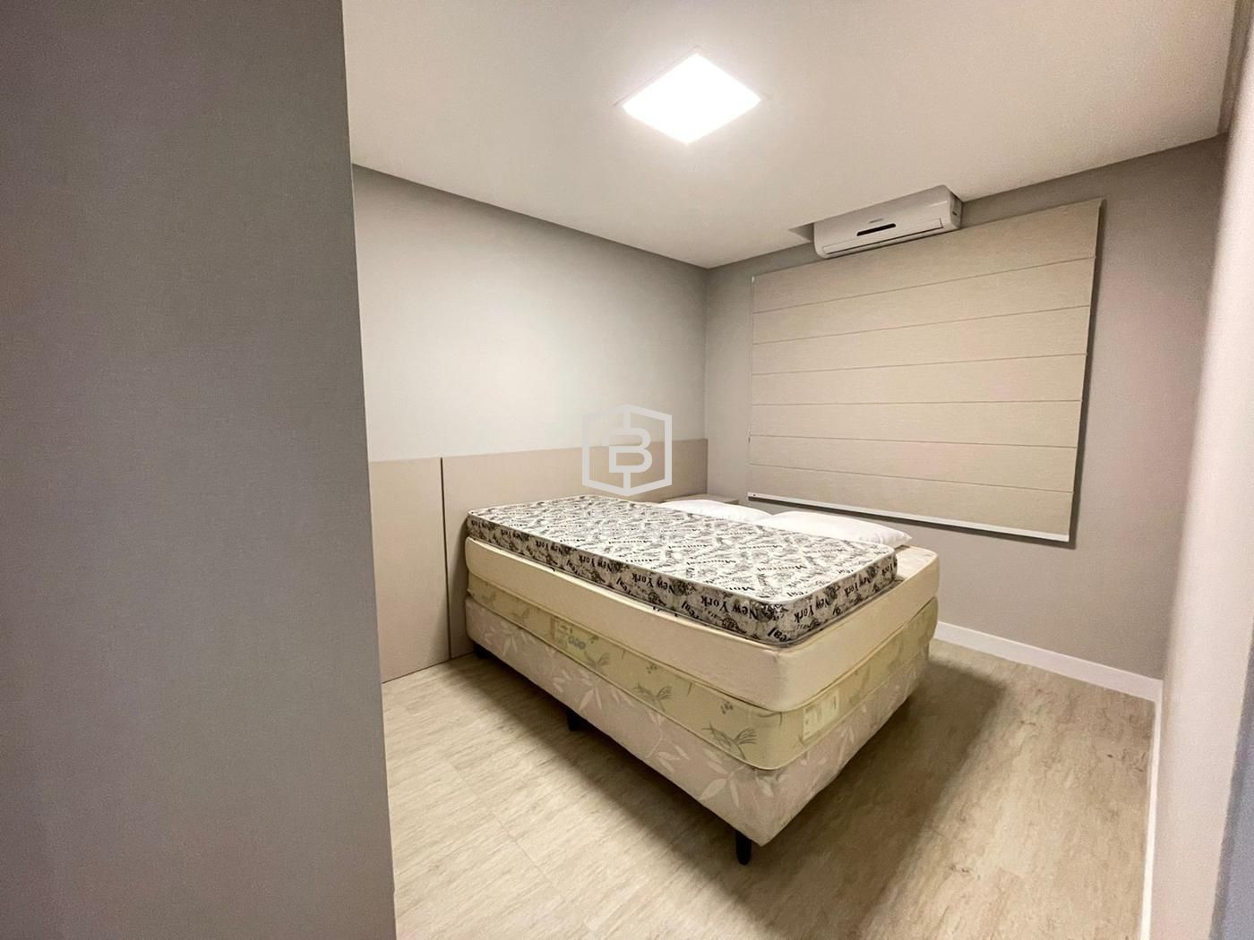 Apartamento à venda com 3 quartos, 160m² - Foto 12