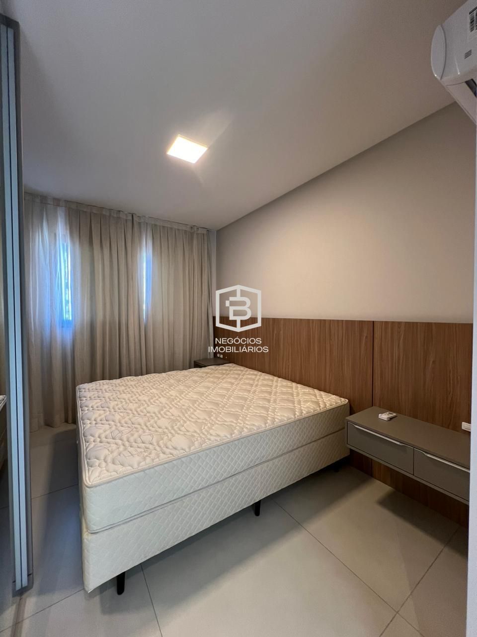 Apartamento à venda com 3 quartos, 113m² - Foto 18