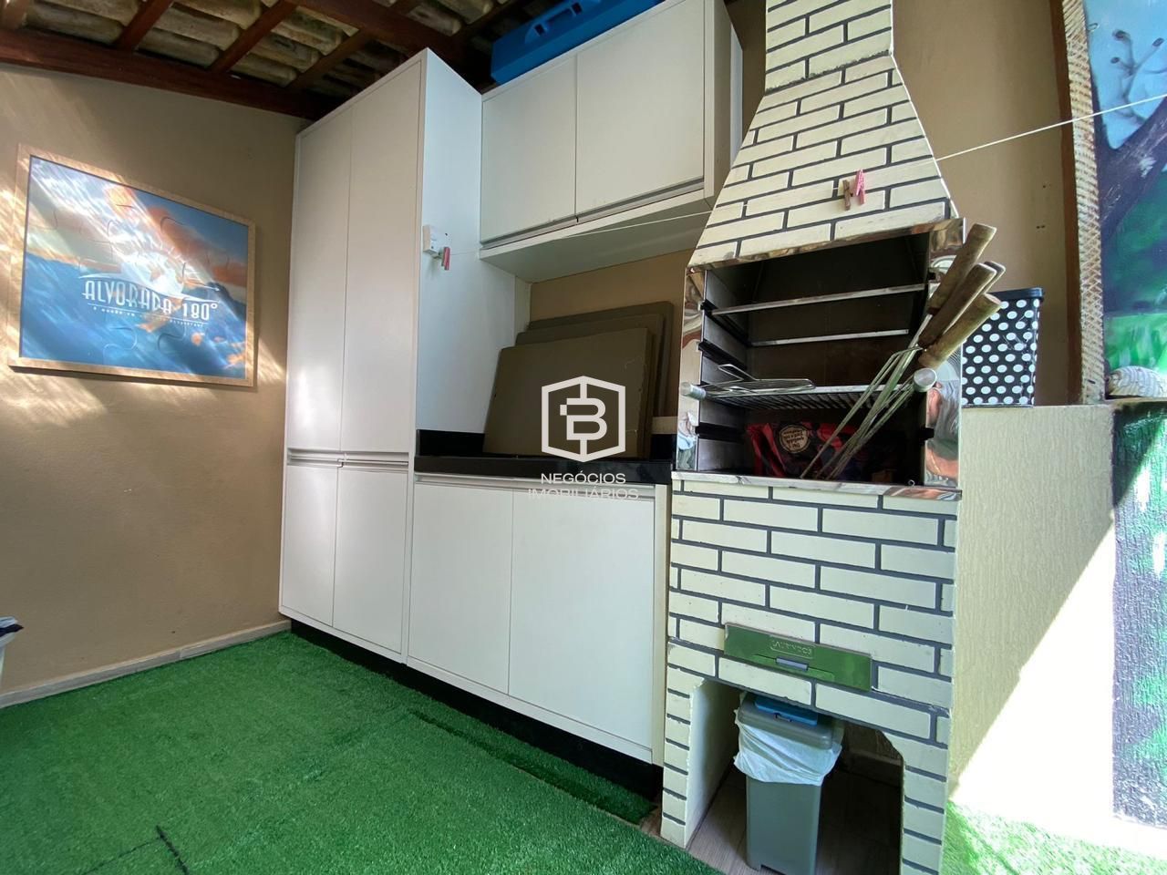 Casa à venda com 3 quartos, 115m² - Foto 11