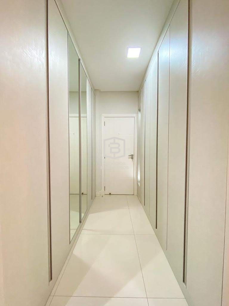 Apartamento à venda com 5 quartos, 300m² - Foto 27