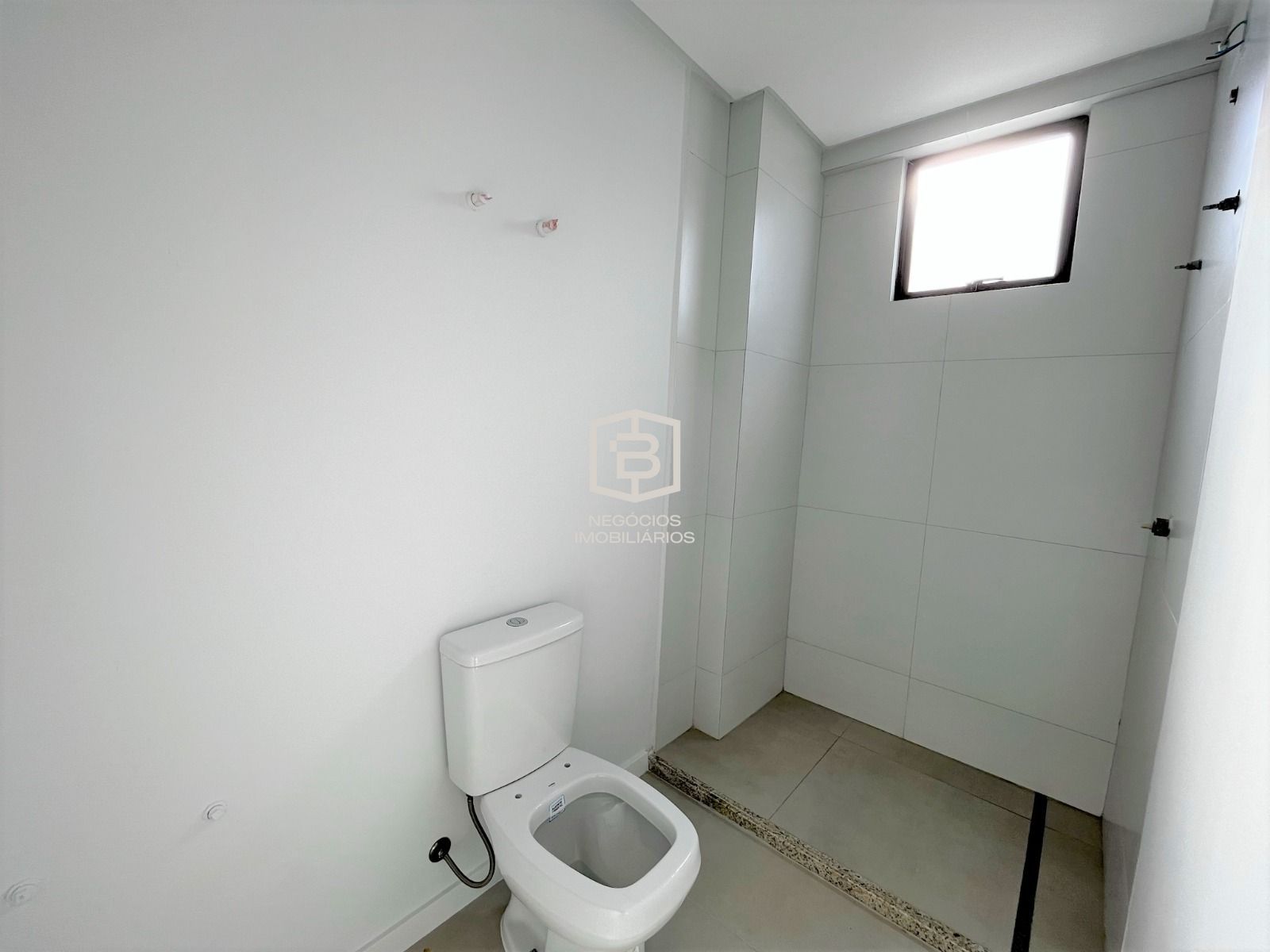 Apartamento à venda com 2 quartos, 70m² - Foto 7