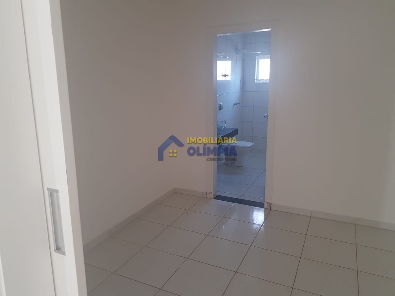 Casa à venda com 3 quartos, 148m² - Foto 7