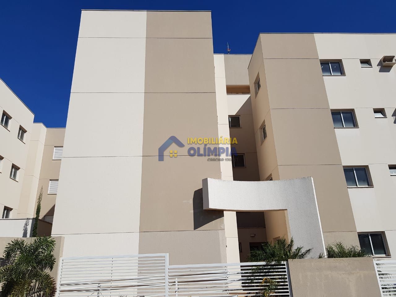 Apartamento para alugar com 3 quartos, 89m² - Foto 1