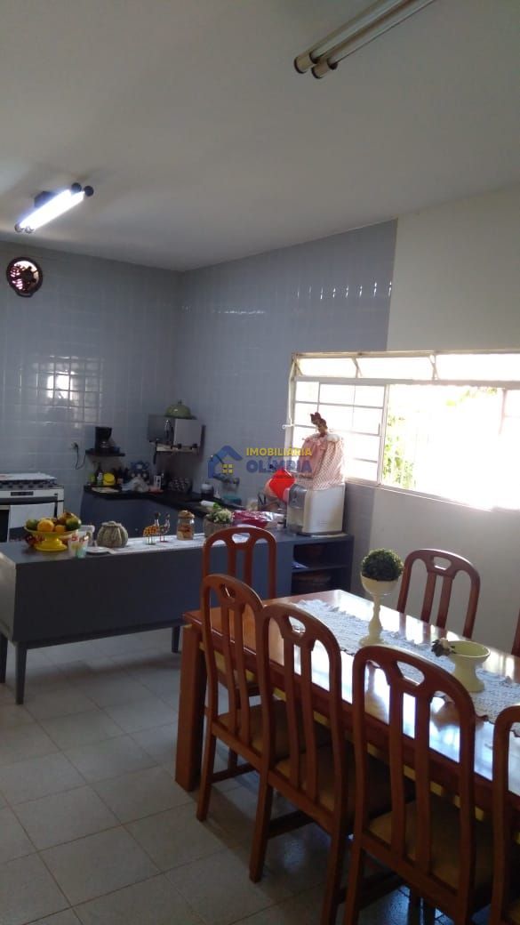 Casa à venda com 4 quartos, 235m² - Foto 5