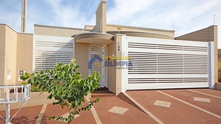 Casa à venda com 3 quartos, 163m² - Foto 1