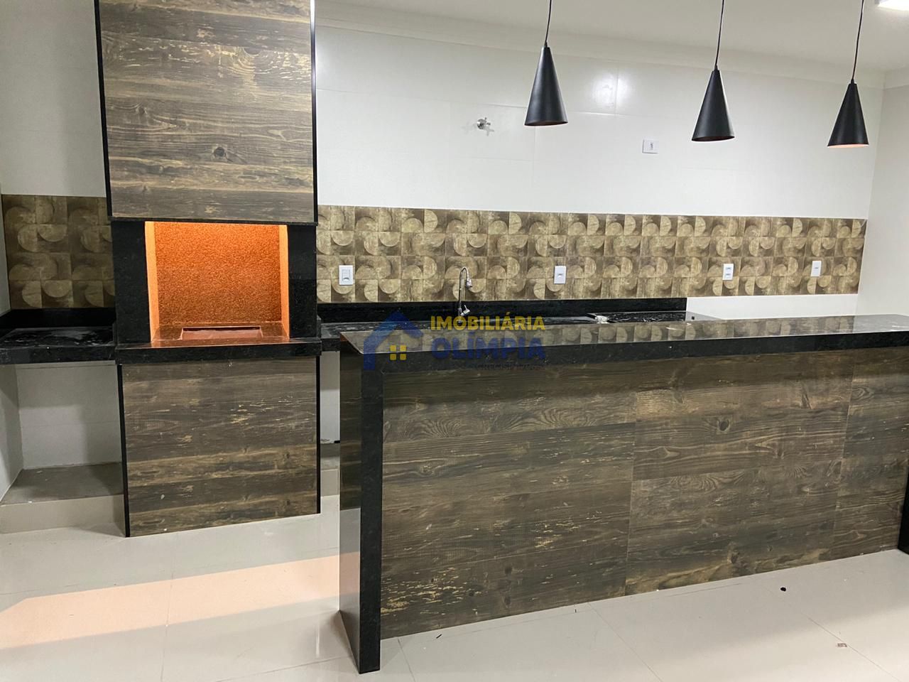 Casa à venda com 3 quartos, 300m² - Foto 3