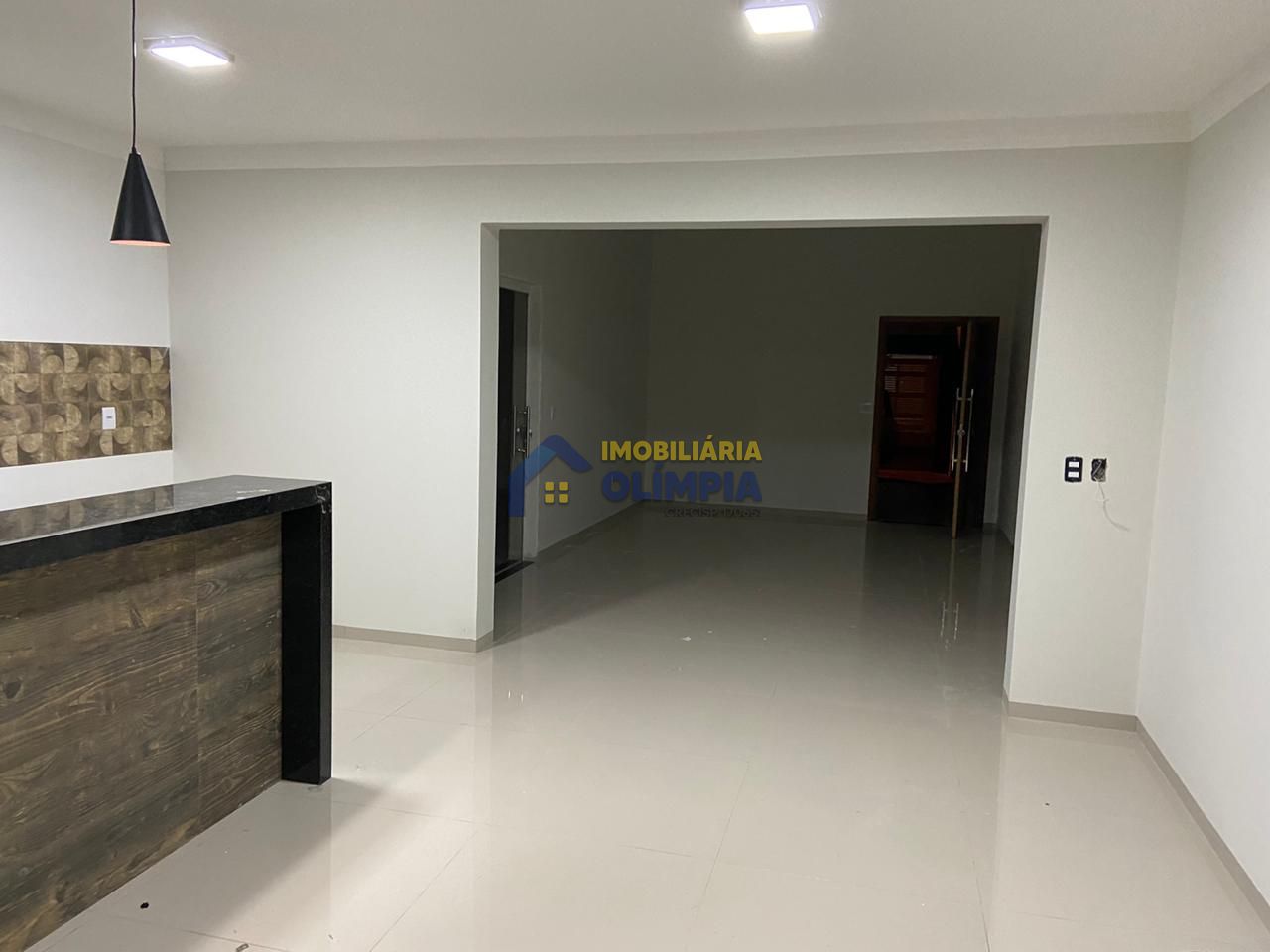 Casa à venda com 3 quartos, 300m² - Foto 4