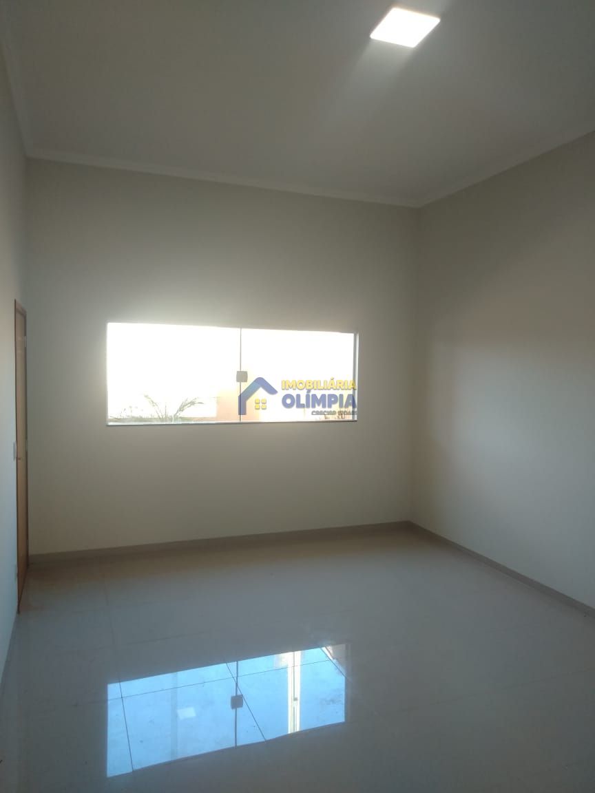 Casa à venda com 3 quartos, 146m² - Foto 2