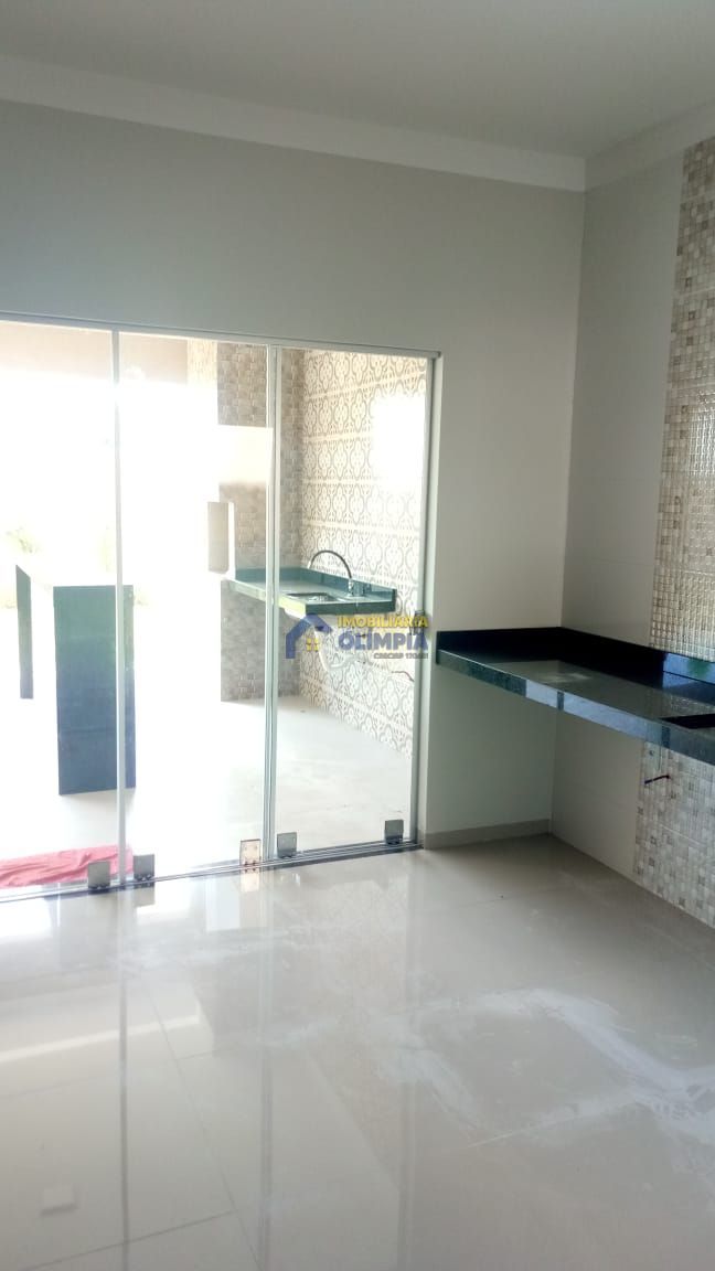 Casa à venda com 3 quartos, 200m² - Foto 5