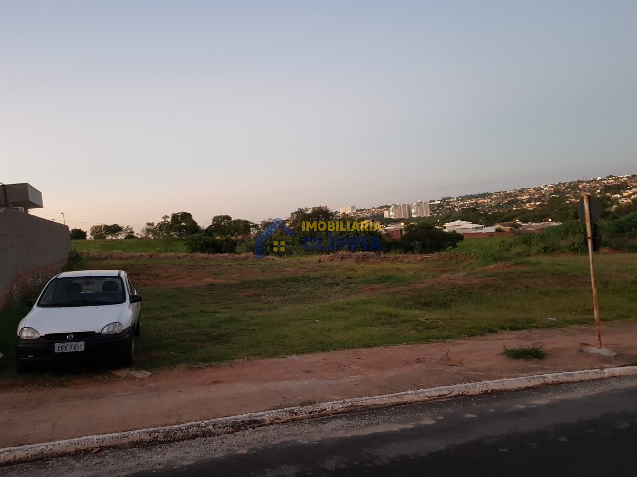 Terreno à venda, 1500m² - Foto 2