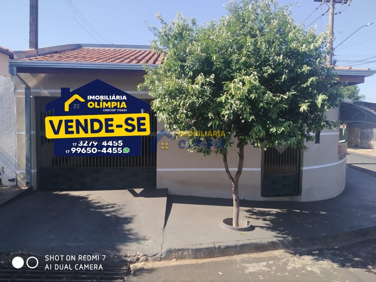 Casa à venda com 3 quartos, 180m² - Foto 1