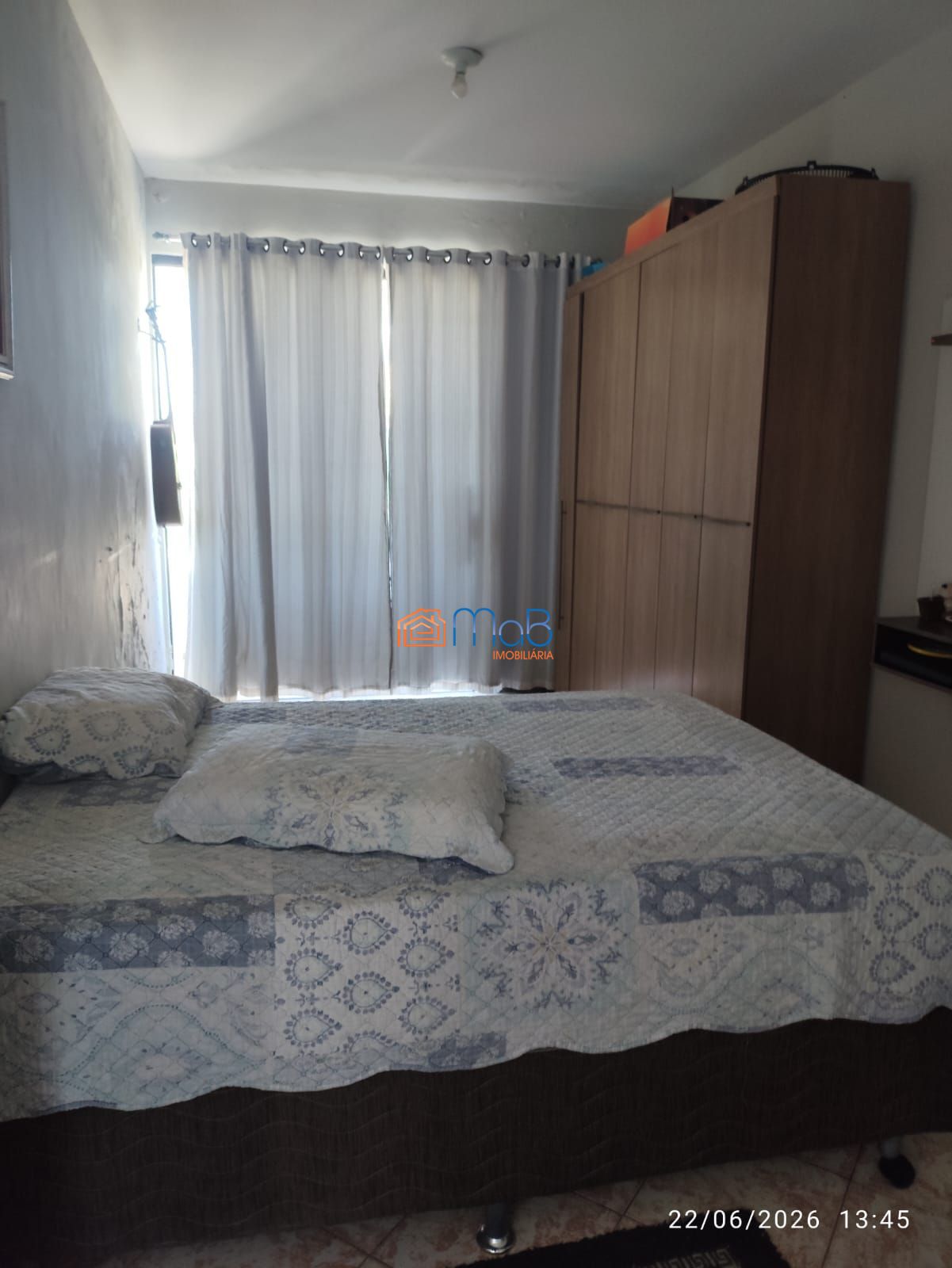 Casa ampla com 4 suítes, quintal e garagem para 4 carros – terreno de 350m²