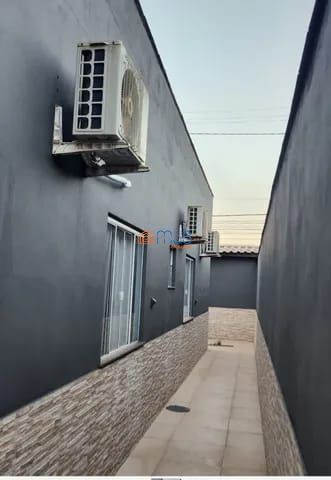 Casa à venda com 3 quartos, 106m² - Foto 3