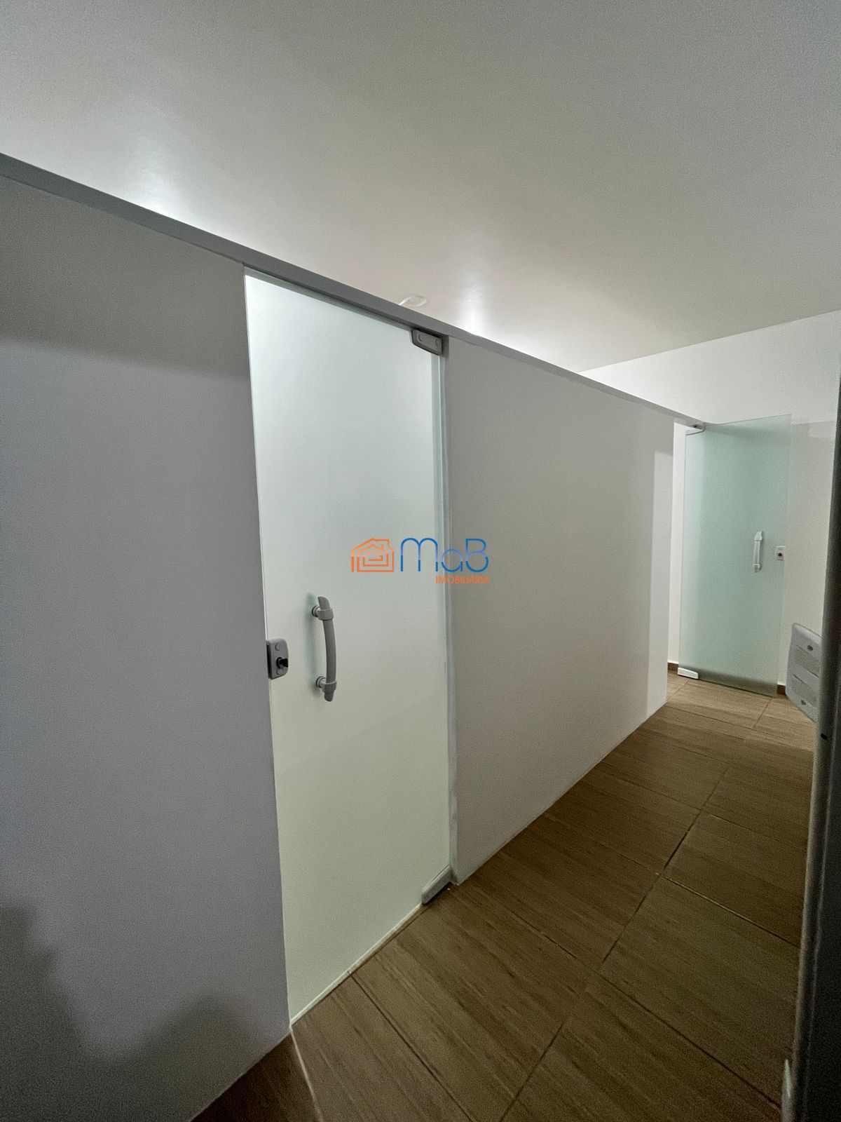 Casa à venda com 4 quartos, 200m² - Foto 37