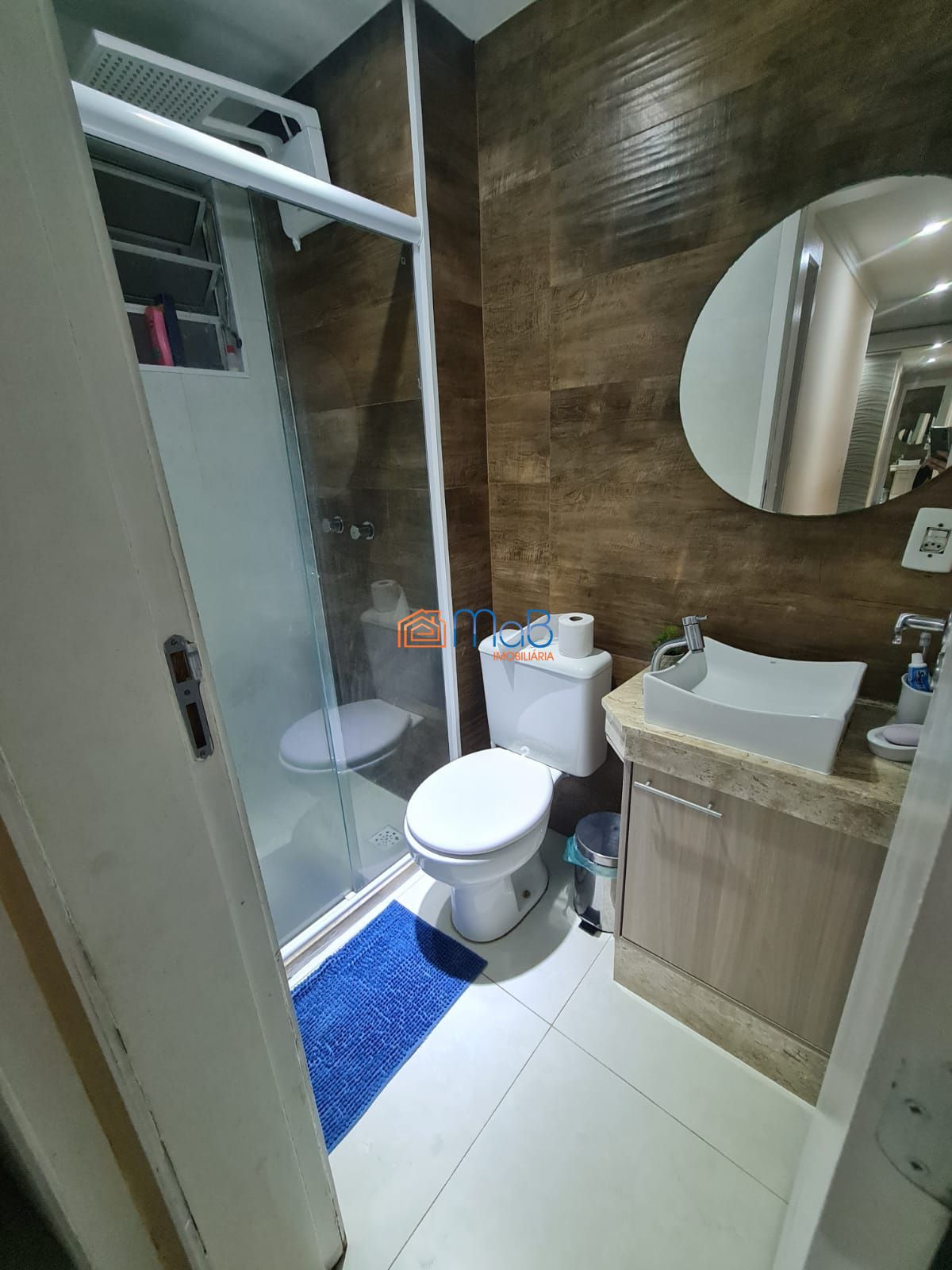 Apartamento 03 quartos com suíte e garagem.