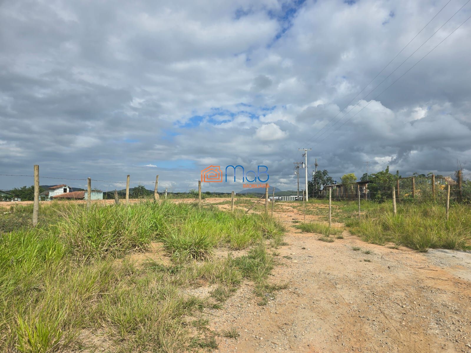 Terreno comercial a venda em macaé