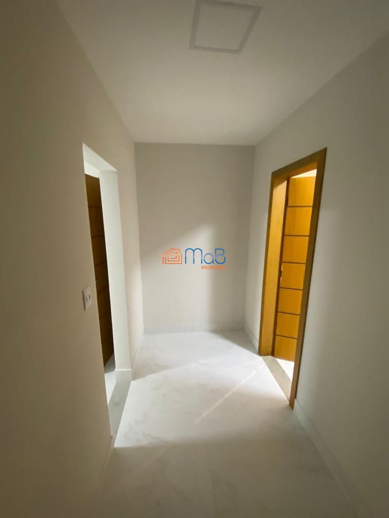 Casa à venda com 4 quartos, 205m² - Foto 18