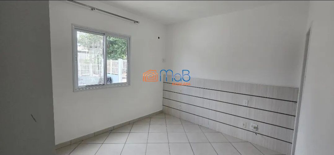 Apartamento amplo com 2 quartos (1 suíte) no São Marcos