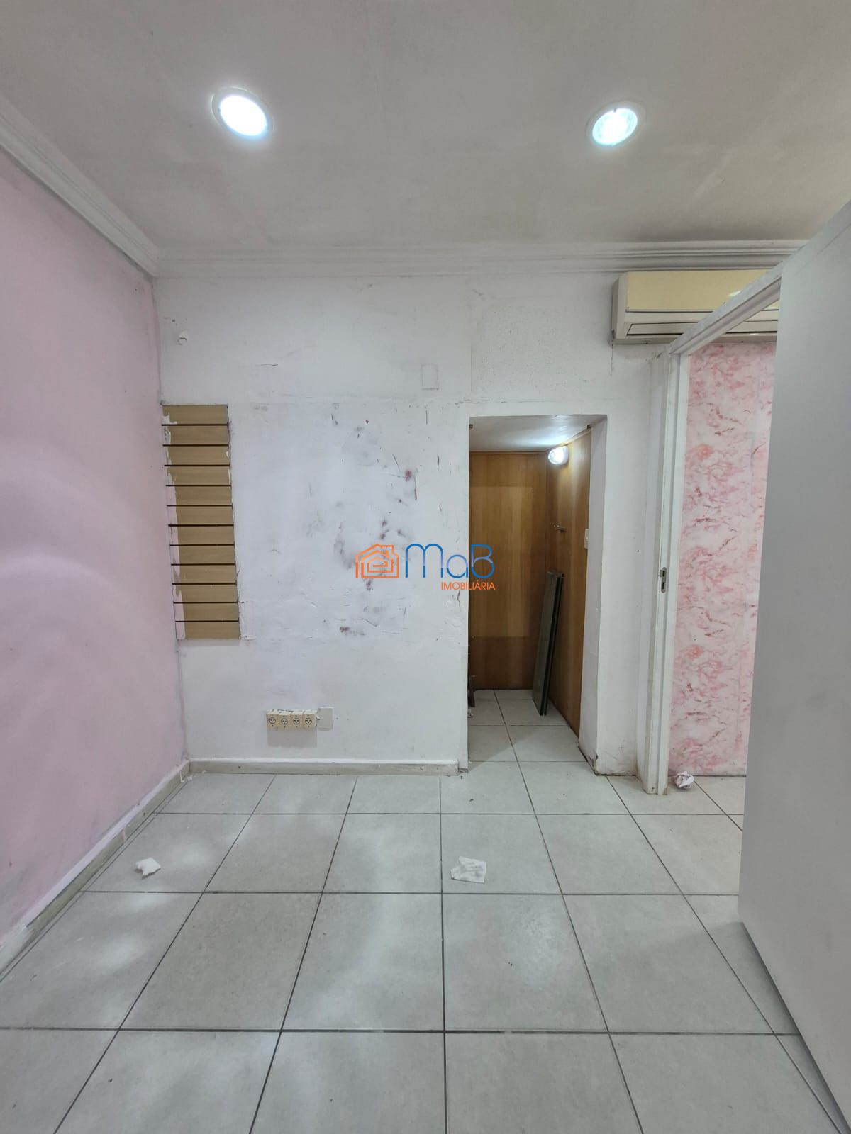 Loja coemrcial em imbetiba