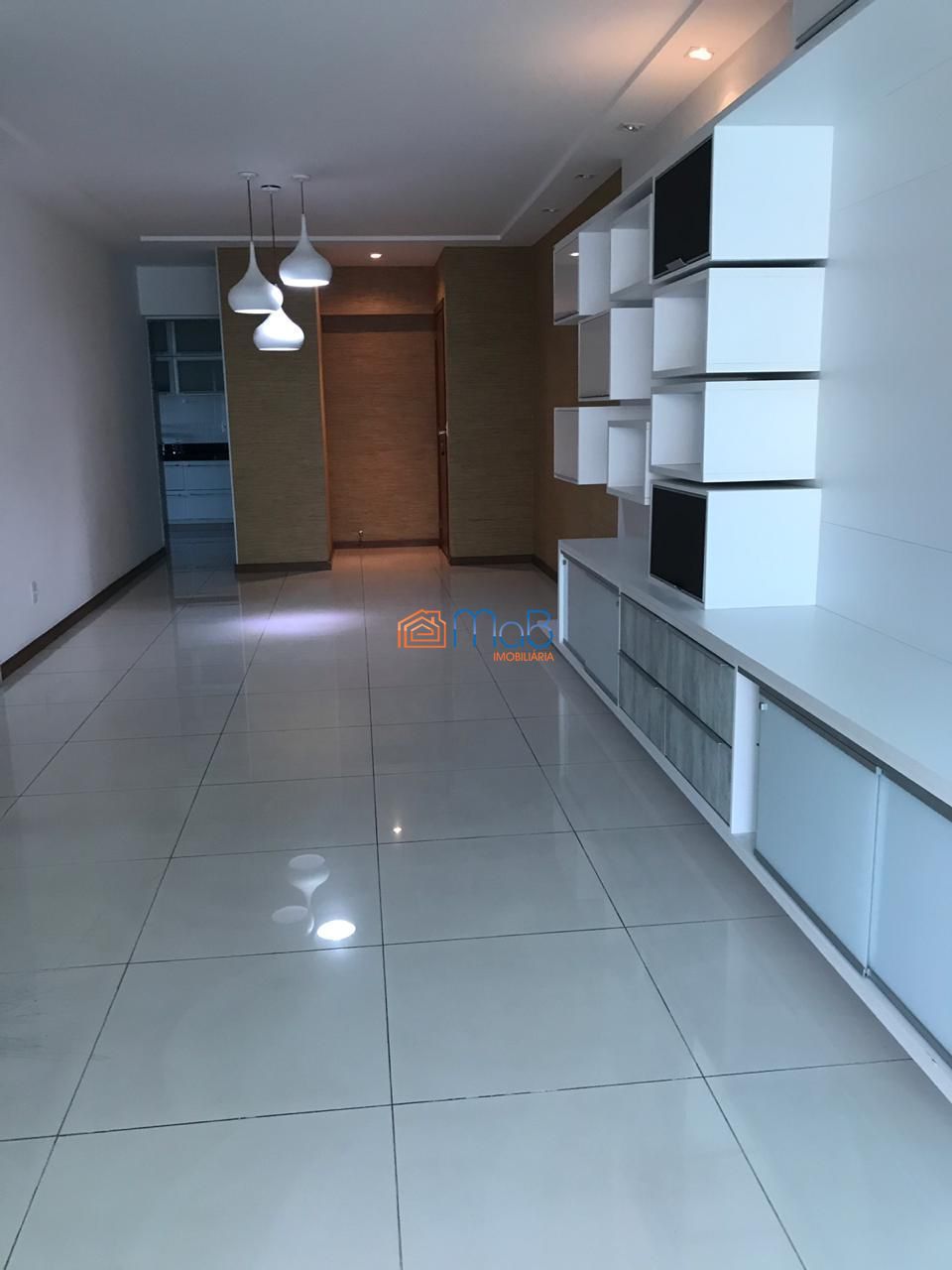 Apartamento à venda com 3 quartos, 127m² - Foto 2